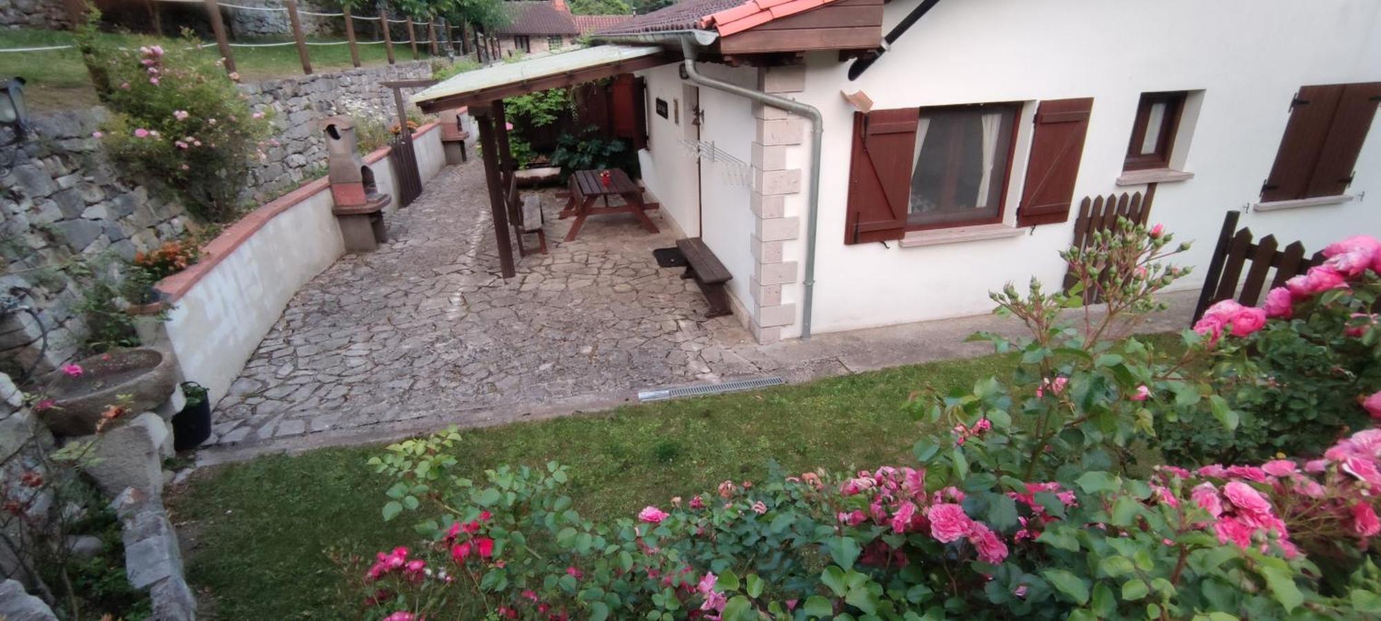 Apartamentos Rurales La Tabla Alles Eksteriør billede
