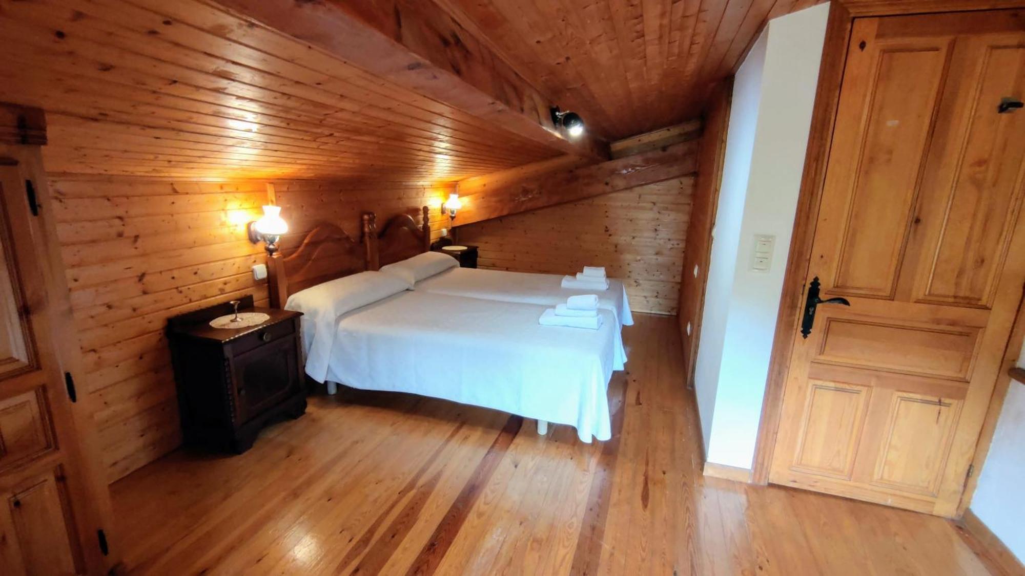 Apartamentos Rurales La Tabla Alles Eksteriør billede