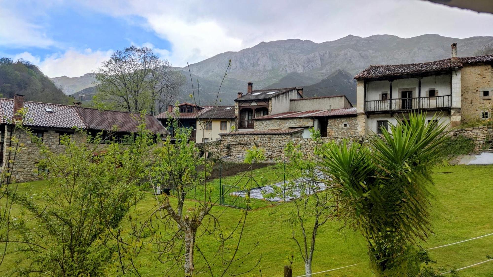 Apartamentos Rurales La Tabla Alles Eksteriør billede