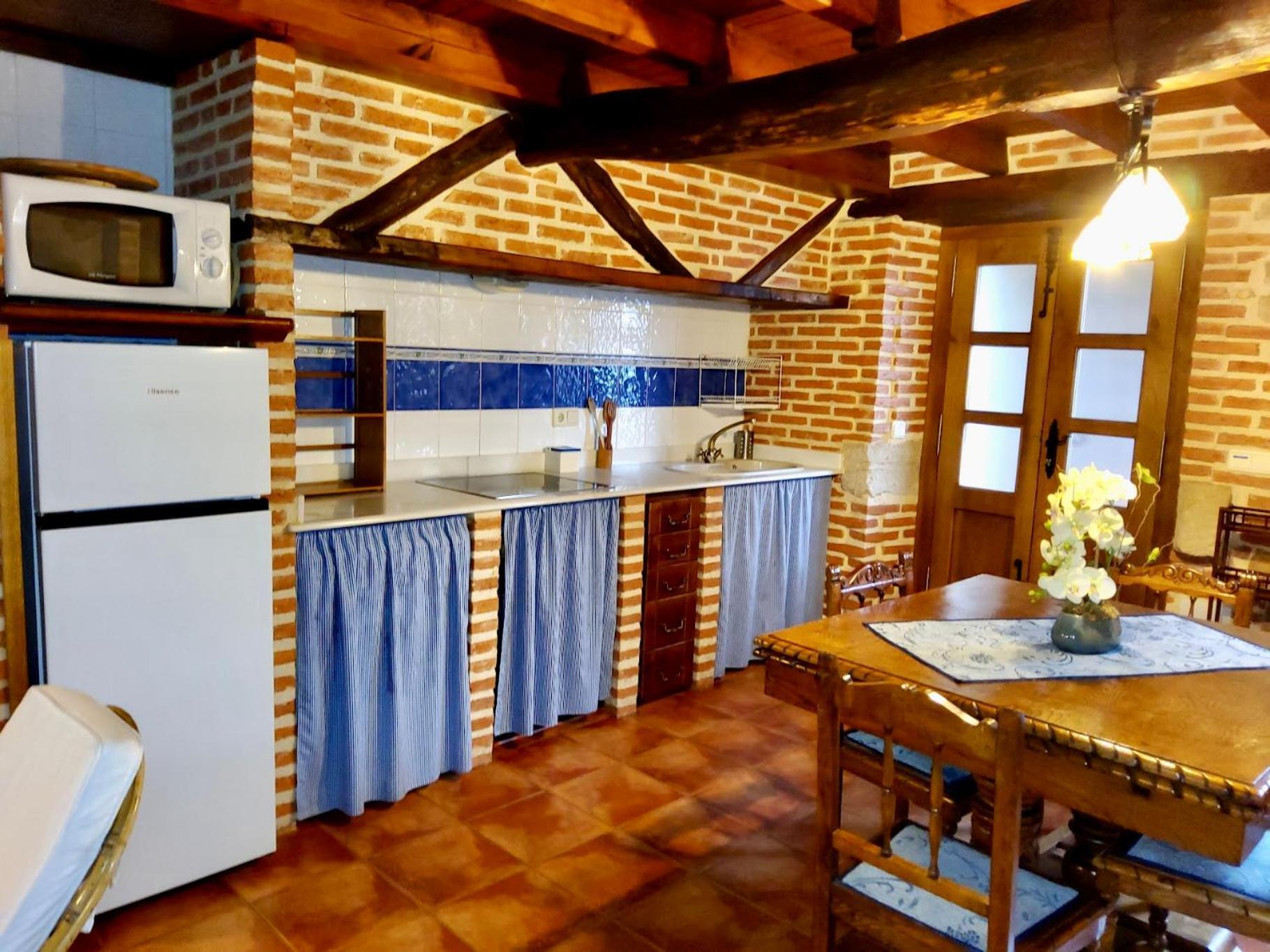Apartamentos Rurales La Tabla Alles Eksteriør billede